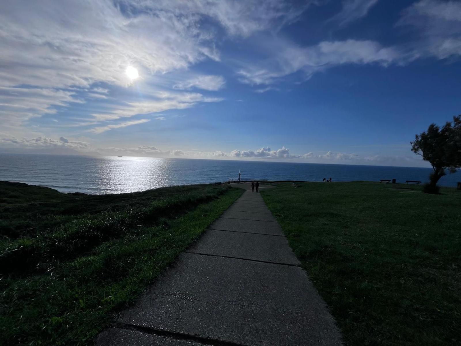 Tu Refugio Junto Al Mar Te Espera Disfruta Final Europa League Apartment Barrika Exterior foto